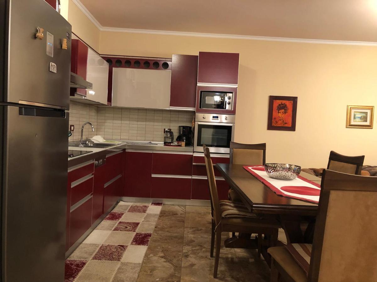 Fully Equipped Flat With Stunning Sea Views Appartamento Durrës Esterno foto